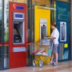 Elige bien el cajero en el cual retirar dinero